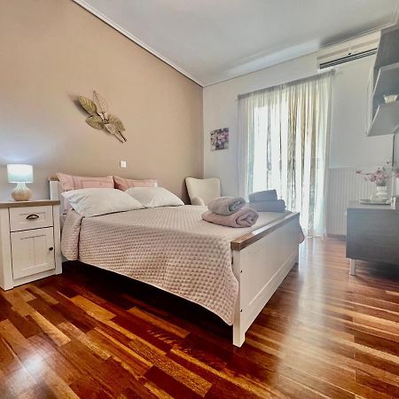 Ferienwohnung Elegant Downtown Retreat Kalamata Exterior foto